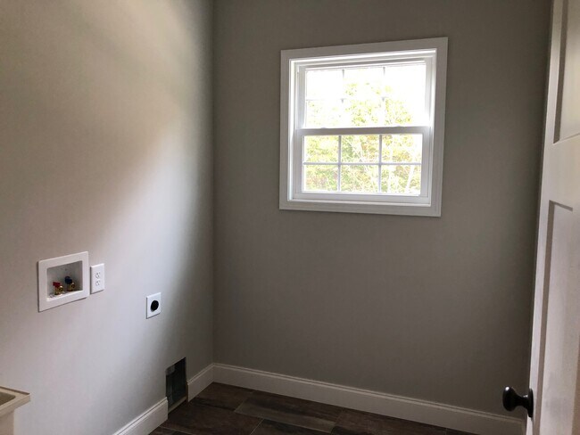 Building Photo - 177 Ridge Pointe Dr