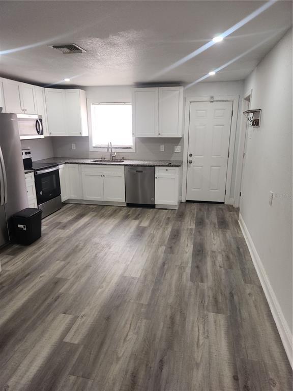 Building Photo - 9219 N 28th St