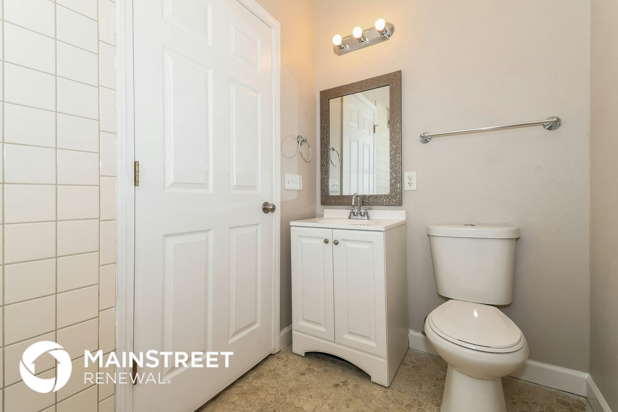 Building Photo - 13638 Majestic Ct