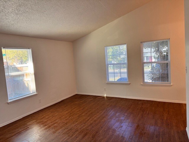 Building Photo - 309 Flournoy Dr