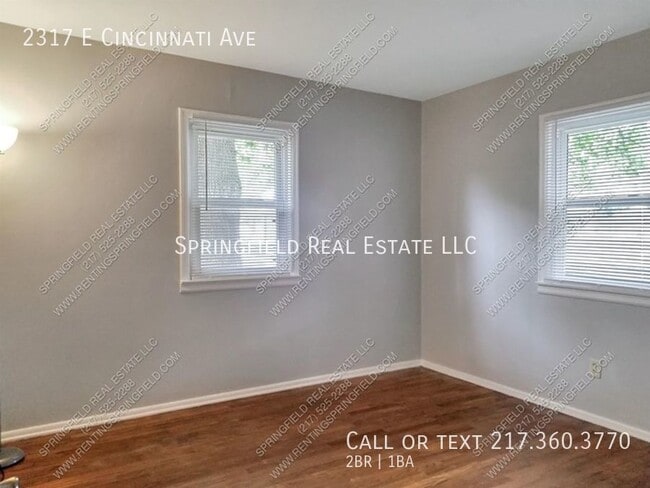 Building Photo - 2317 Cincinnati Ave