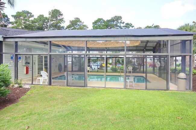 Building Photo - 682 Riverwalk Dr