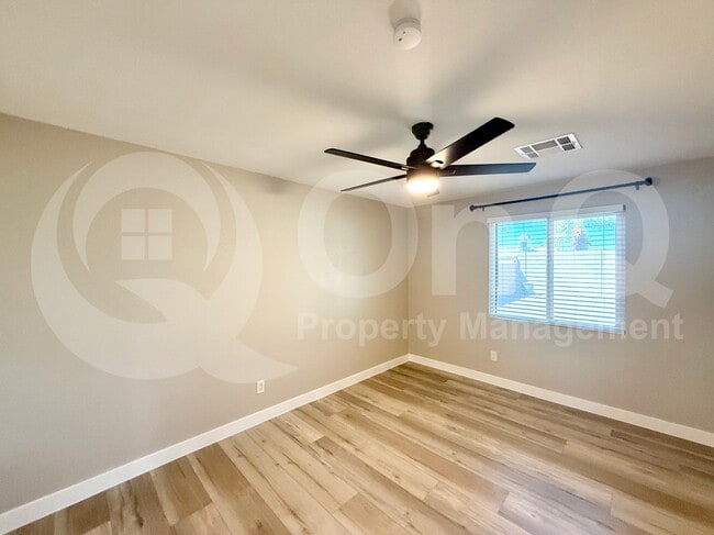 Building Photo - 13214 N 42nd St