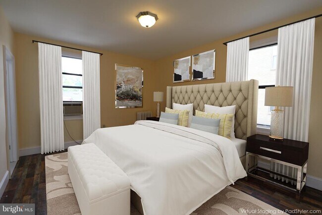 Building Photo - 1457 Park Rd NW