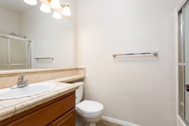 Building Photo - River Colony Condo in Mission Valley East