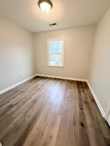 Building Photo - 12951 Copperfield Ln