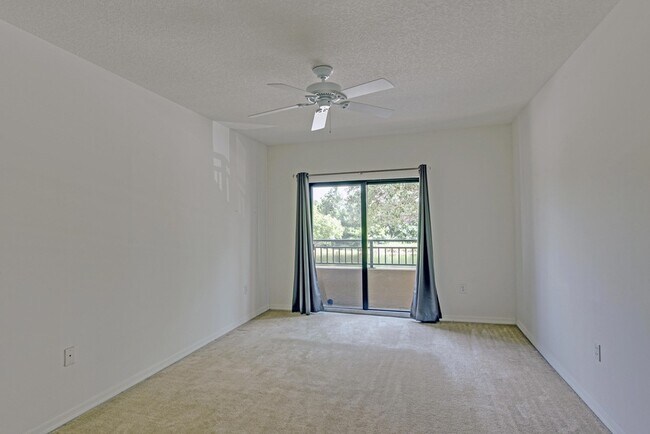 Building Photo - 4907 Midtown Ln