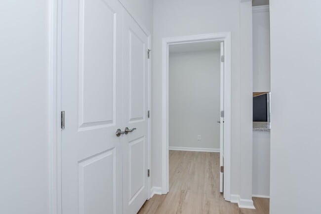 Building Photo - Stunning 4-Bedroom, 3-Bath New Construction Home with Master on Main and Upstairs Retreat