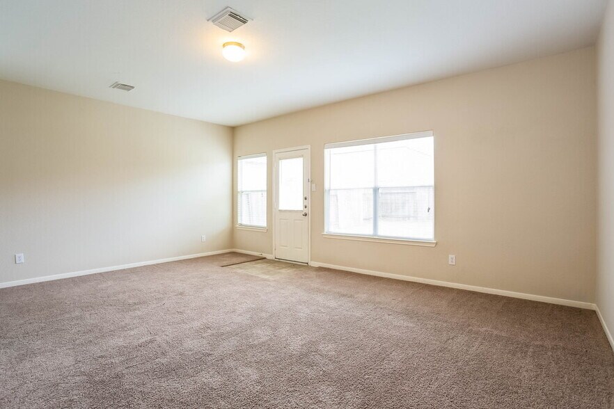 Building Photo - 2723 Durham Chase Ln