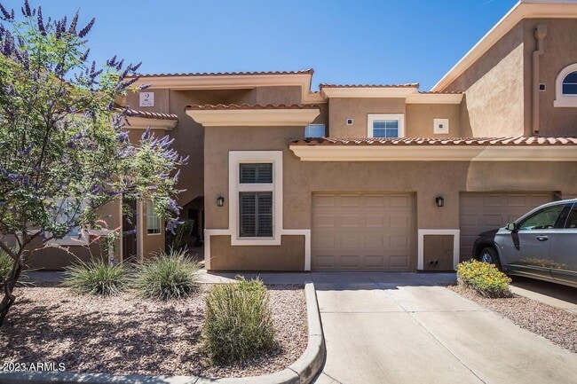 Primary Photo - 8245 E Bell Rd