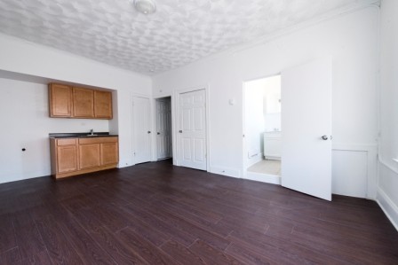 Interior Photo - 2235 E 71st St