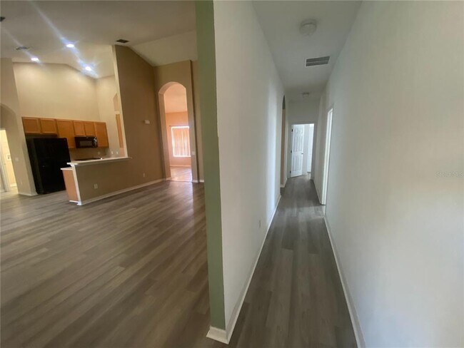 Building Photo - 1239 Dunbrooke St