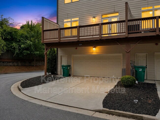 Building Photo - 1244 Stone Castle Cir
