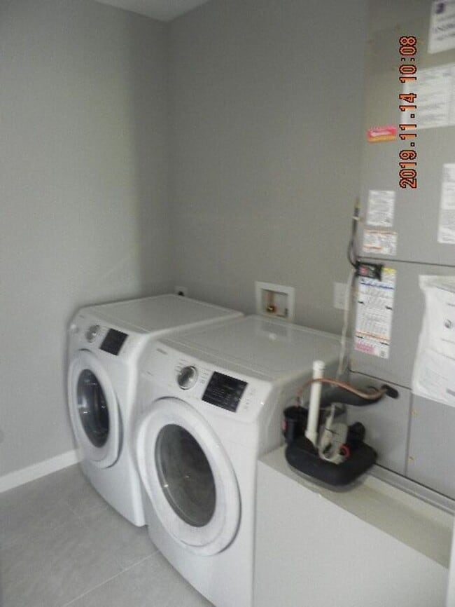 Building Photo - FURNISHED HOME IN THE GATED COMMUNITY OF T...