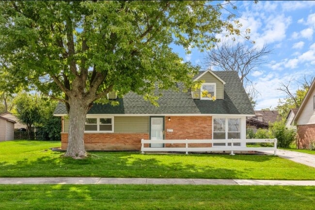 Building Photo - 162 Frederick Dr