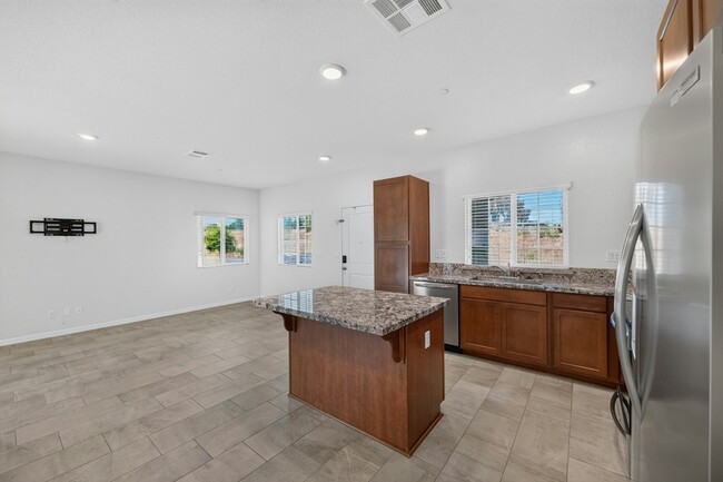 Building Photo - 3424 Bayou Way