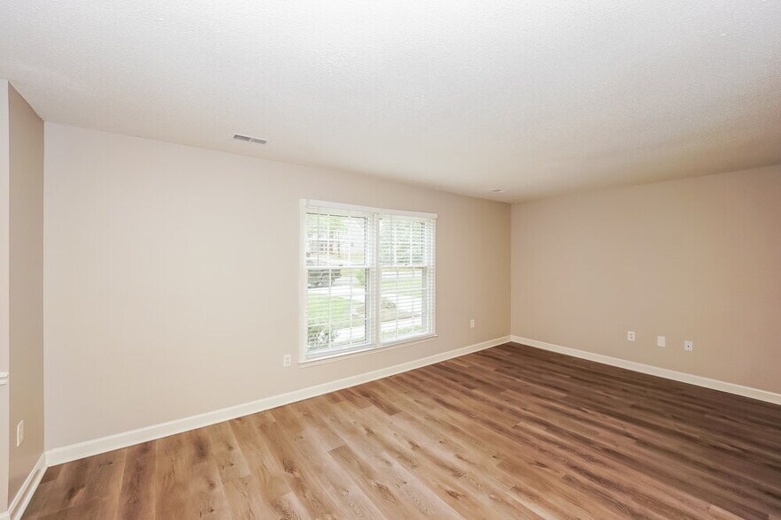 Building Photo - 7506 Pirates Cove Ct