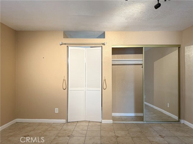 Building Photo - 101 E Olive Ave