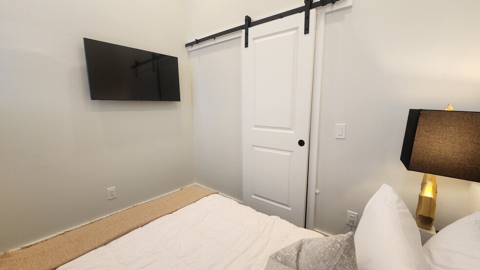 Bedroom 3 - 795 E McMillan St