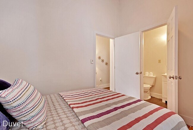 Building Photo - 3 br, 2 bath House - 179 Queen Street 2