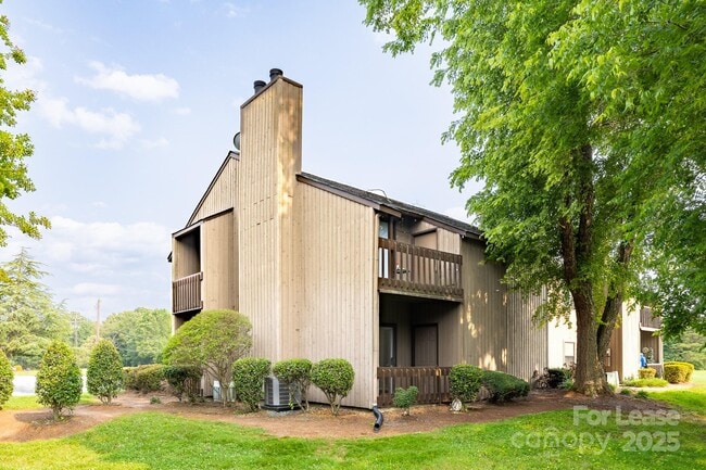 Building Photo - 712 Mallard Head Pl