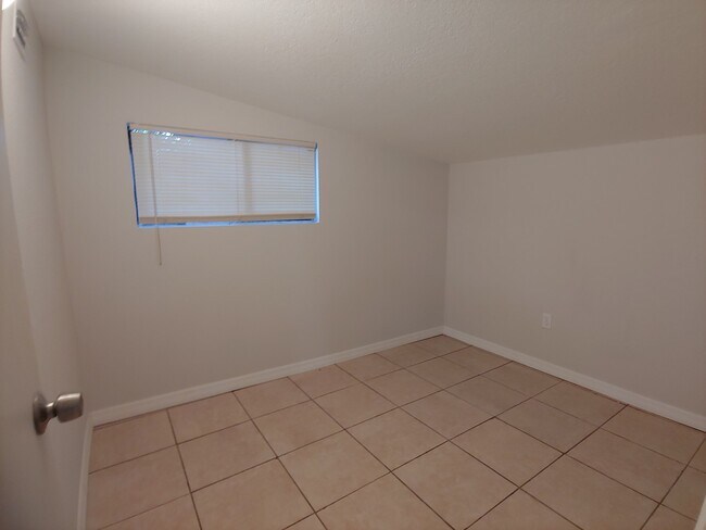 Building Photo - 1314 32nd St