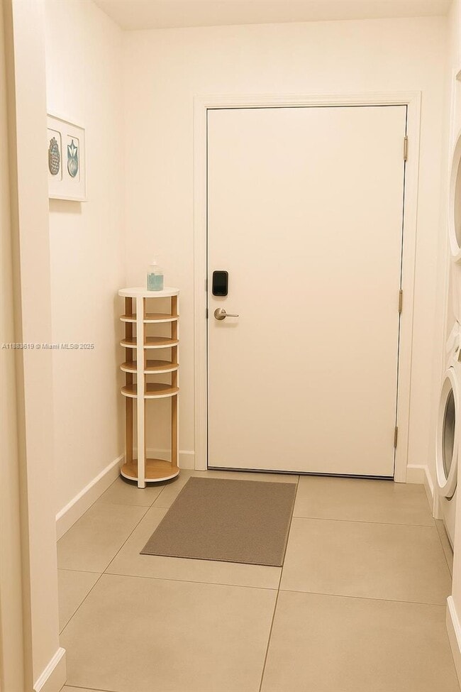 Building Photo - 1780 NE 191st St