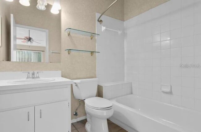 Building Photo - 6308 Bayside Key Dr