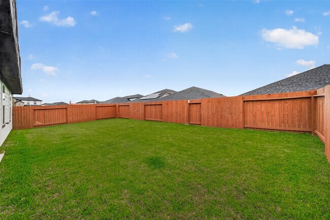 Building Photo - 30518 White Cliff Ct