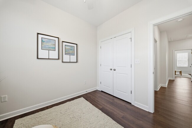 Building Photo - 4106 Pleasant Ave