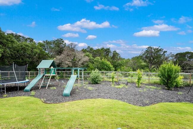 Building Photo - 111 Wellesley Landing