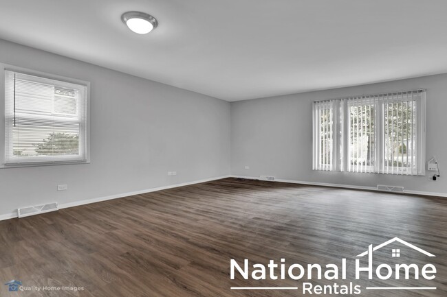 Building Photo - 659 Krenz Ave