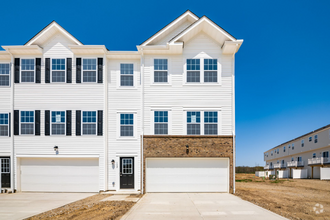 Building Photo - 132 Weeping Willow Dr