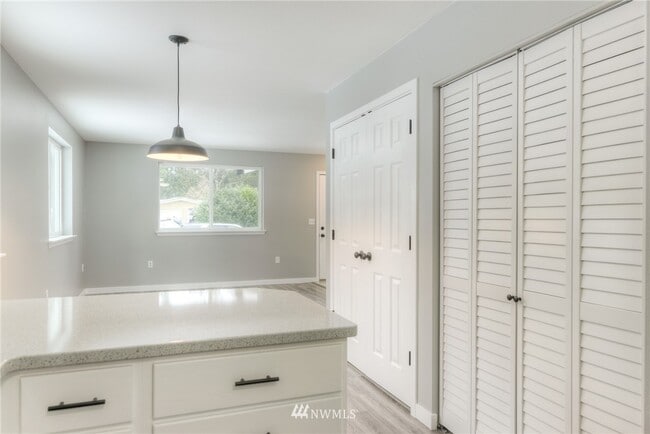 Building Photo - 9206 144th St Ct NW
