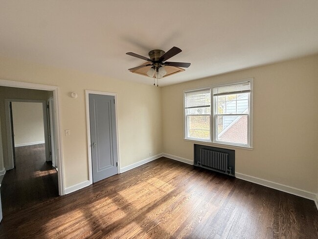 Building Photo - 89 Hillside Ave