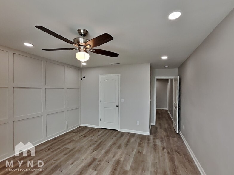 Building Photo - 1001 Nunnery Ln