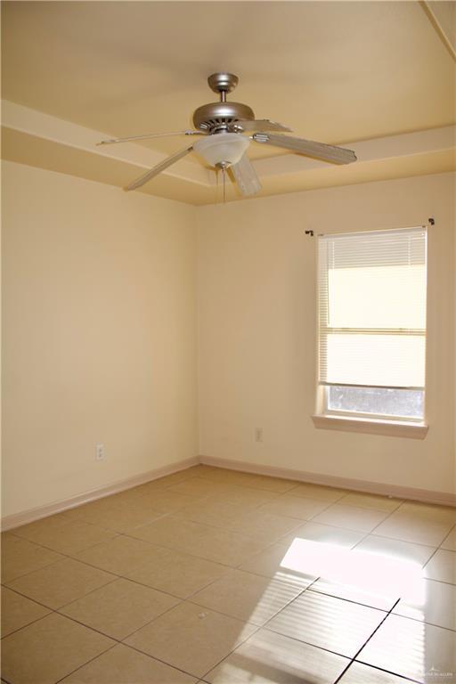 Building Photo - 901 W Caffery Ave