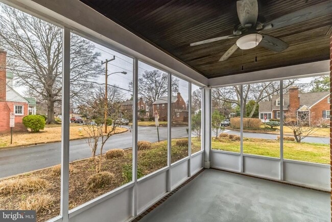 Building Photo - 440 N Nelson St