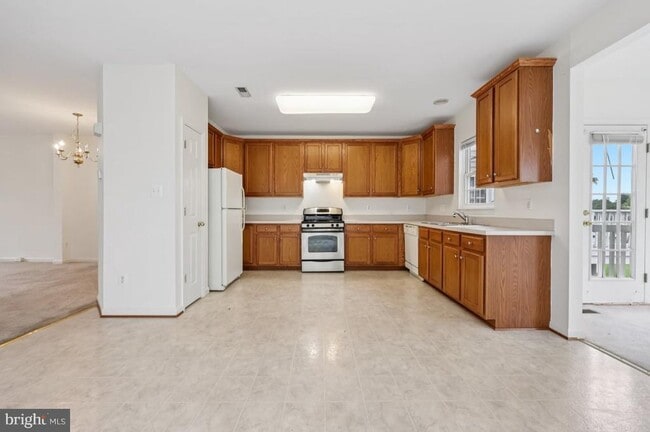 Building Photo - 6310 Cullen Pl
