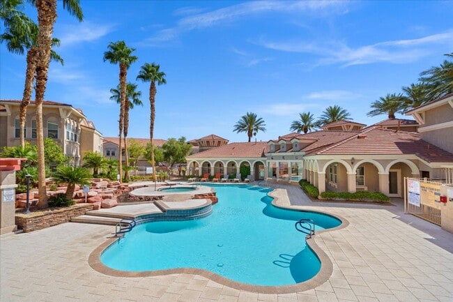 Building Photo - New Paint- 1 Bd Retreat, Community Pool, S...