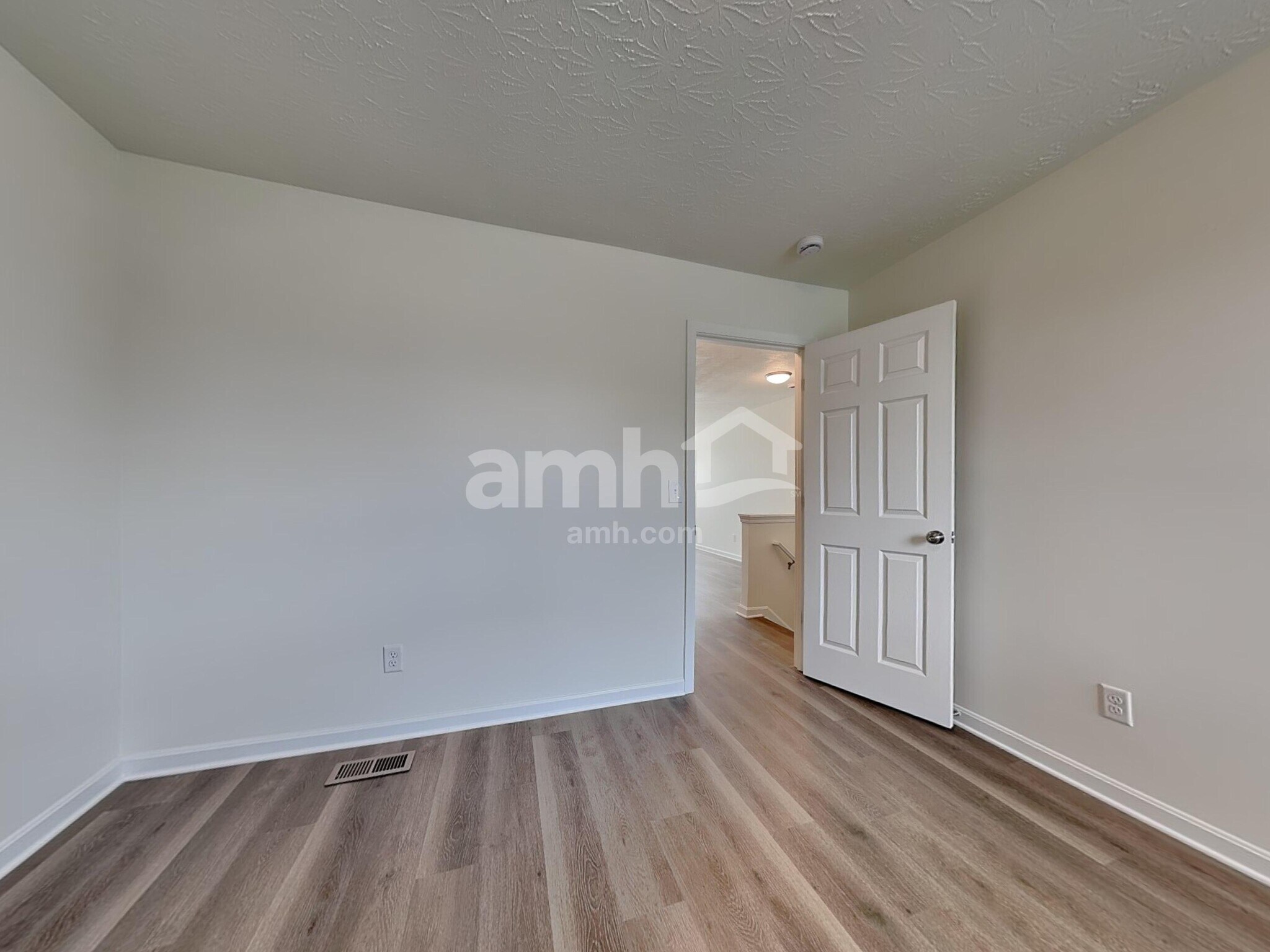 Building Photo - 817 Prescot Cir