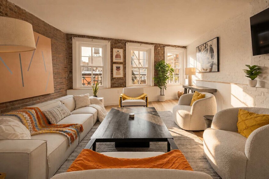 Building Photo - 354 Bowery-SI ID1035000P