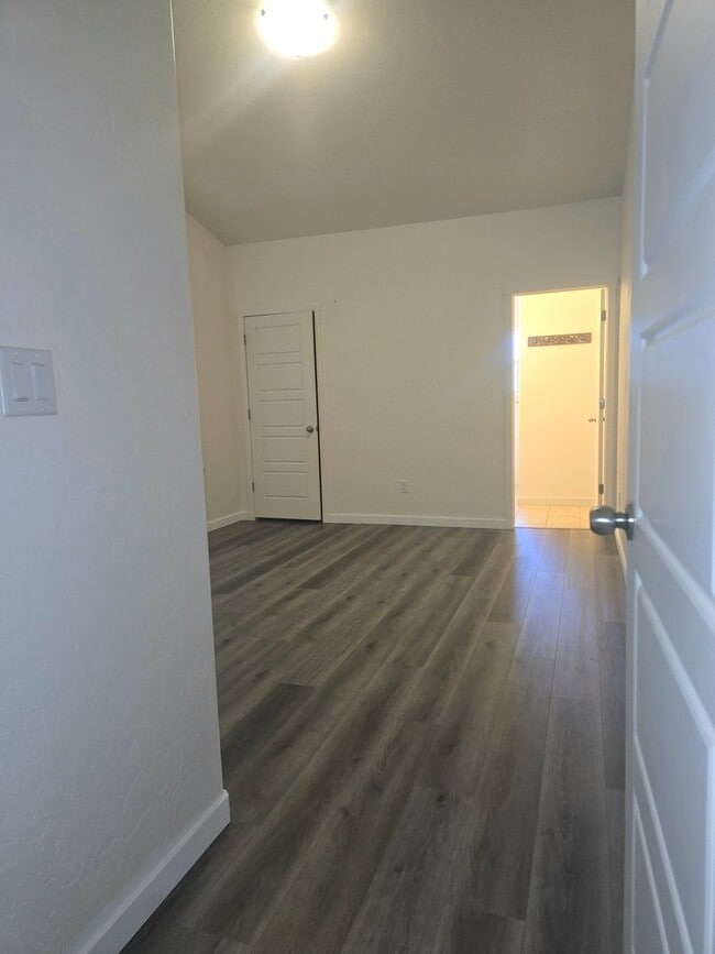 Building Photo - MOVE IN SPECIAL: $300 off the first full month of rent!