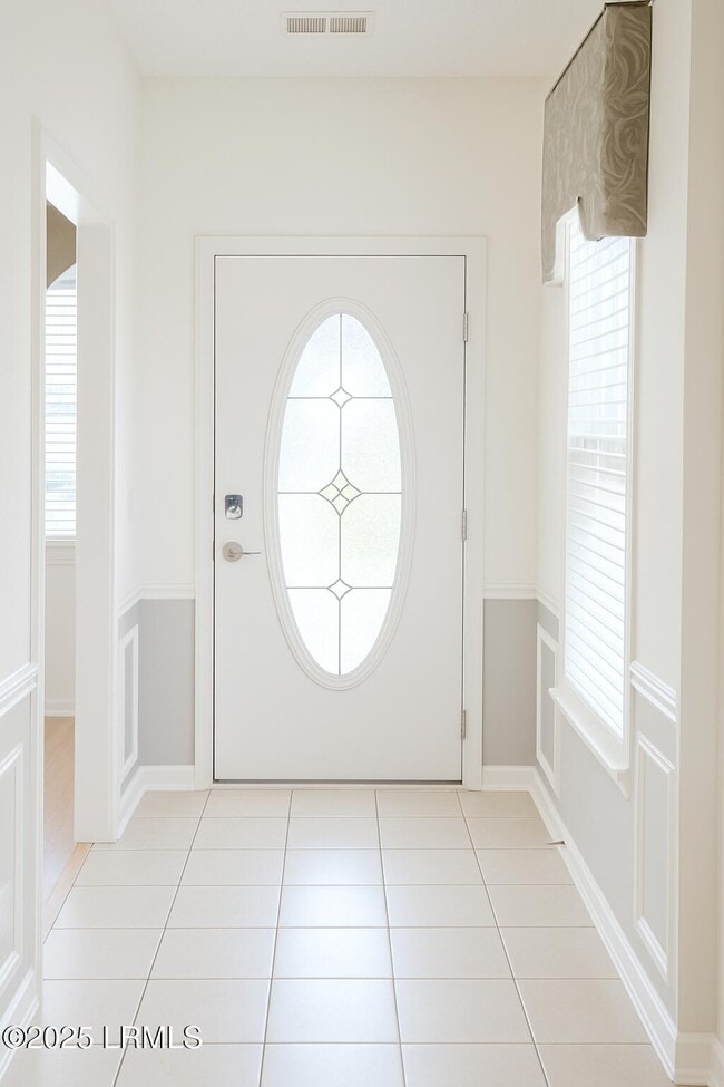 Building Photo - 1 Pomegranate Ln