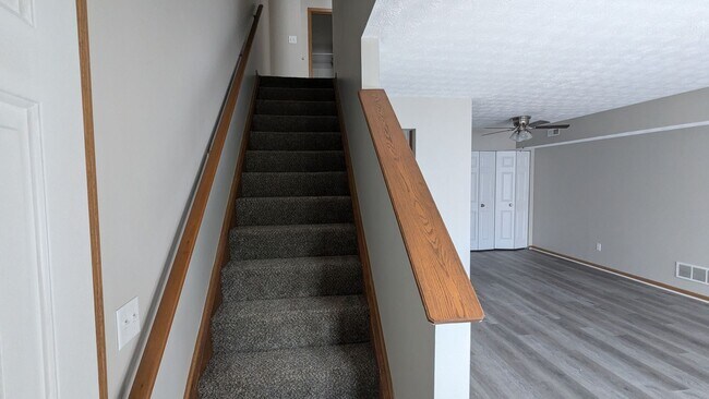 Building Photo - MN Cedar Village (861)