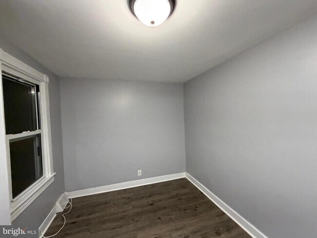 Building Photo - 144 Washington St