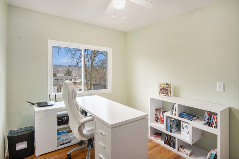 Building Photo - 9650 Sahler St