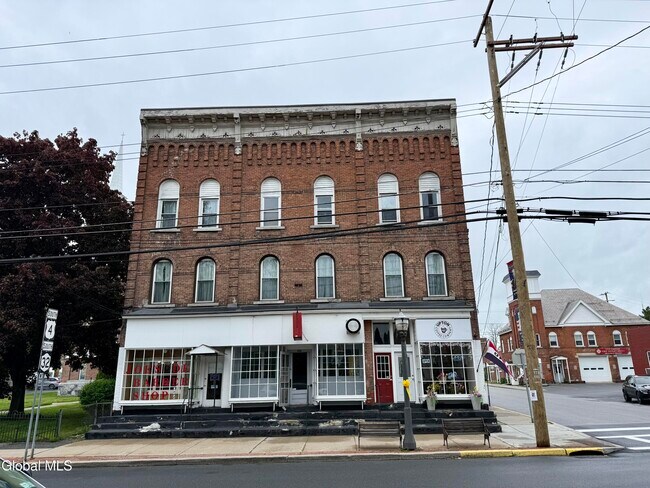 Building Photo - 751 Hudson Ave