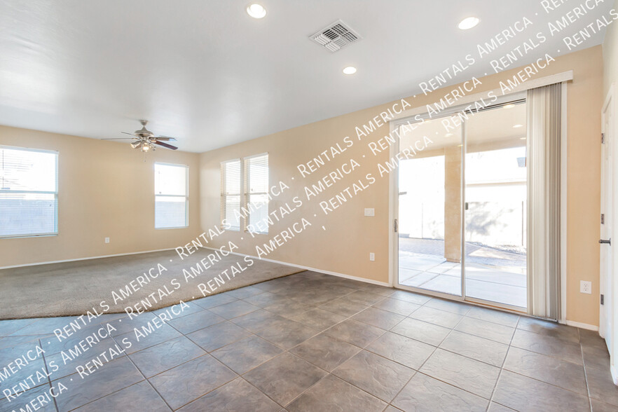 Building Photo - 2778 W Leafwing Dr