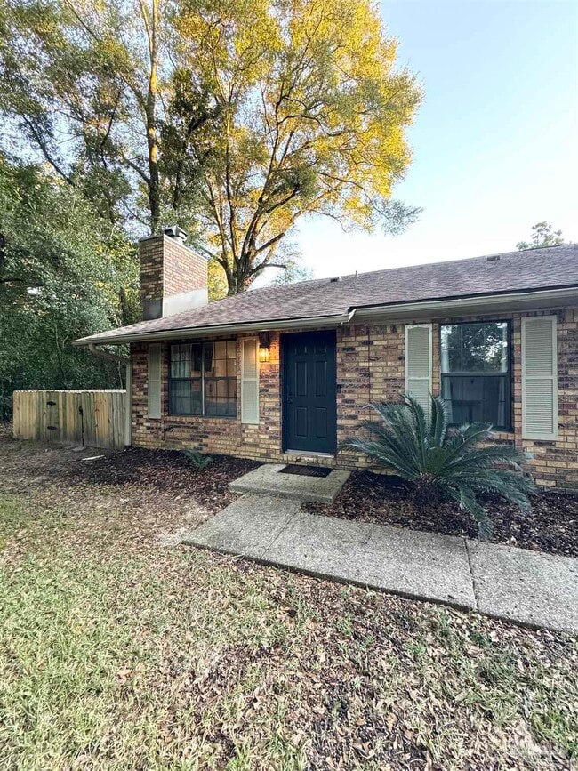 Building Photo - 1440 N 61st Ave